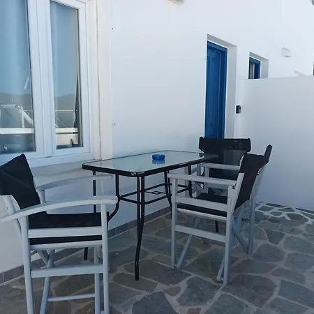 Apartament Athina's Blue Nausa