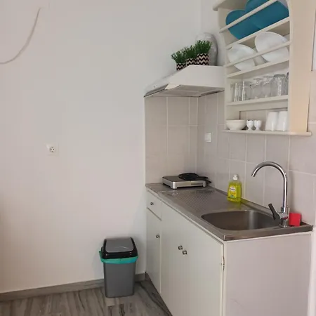 Athina's Blue Apartament *