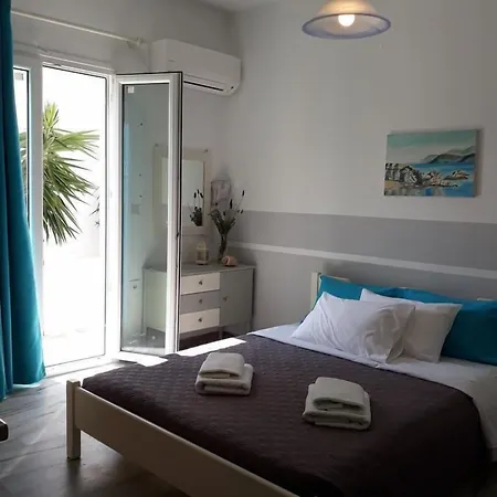 Apartament Athina's Blue Nausa