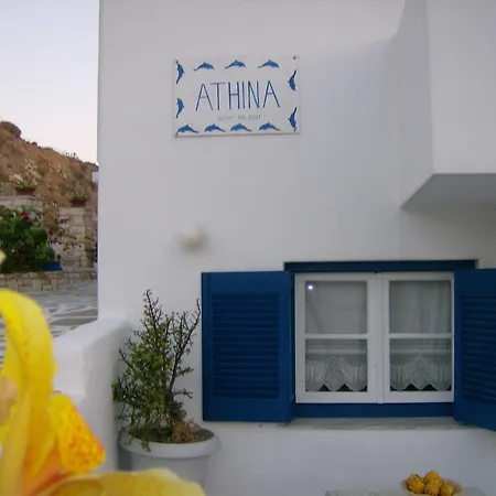 Athina's Blue Apartament Nausa