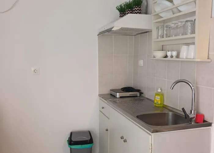 Athina's Blue Apartament *