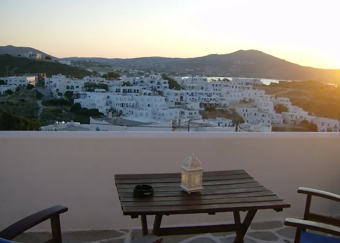 Athina's Blue Apartament Nausa