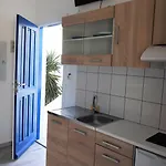 Athina's Blue Appartement *
