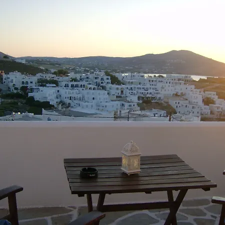 Athina's Blue 公寓 纳乌萨