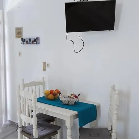 Daire Athina's Blue *