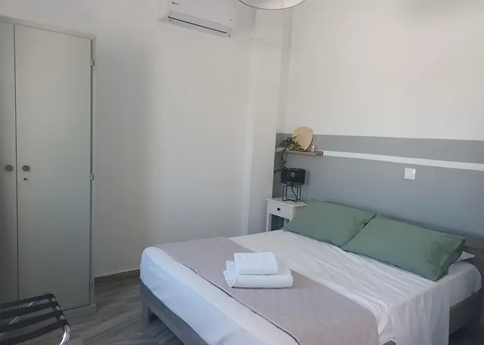 Athina's Blue Appartement Naousa