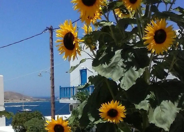 Athina's Blue Appartement *